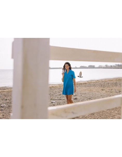 Linen dress with blue buttons