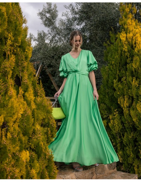 Dress with elastic on the sleeves green